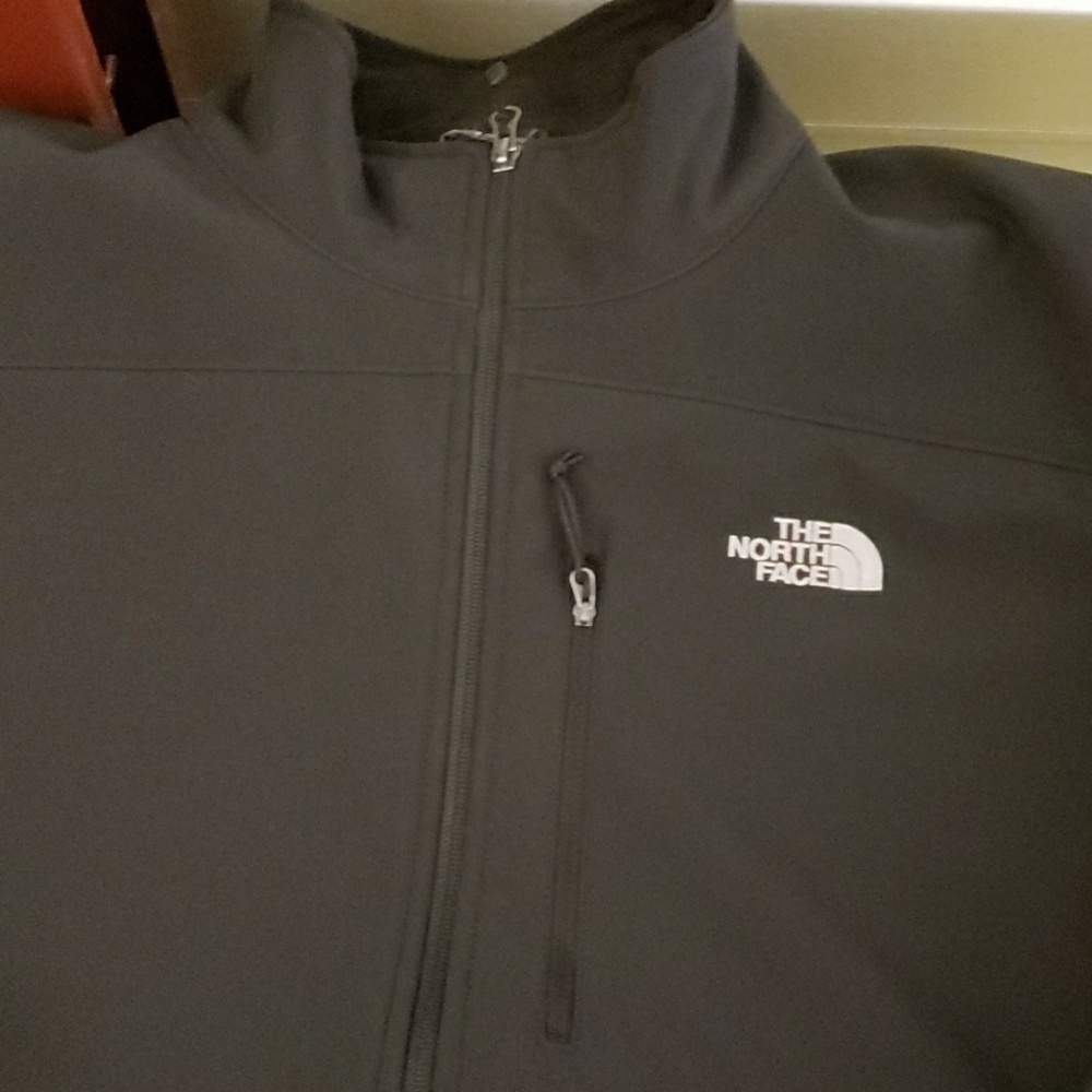 The North Face Black Men's Jacket XXL Lightweight Fleece Lined Windbreaker